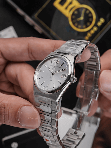 Đồng Hồ Phố và món quà tinh tế dành tặng bạn thân nhân ngày sinh nhật